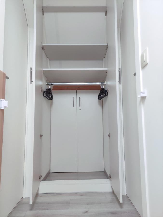 Vakantiewoning Polderhuis 10, Airco En Verwarming In Alle Kamers, Prive Parkeerplaats En Afgesloten Tuin Koksijde Zewnętrze zdjęcie
